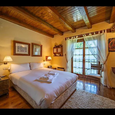 Casa Somont De Alma De Nieve *